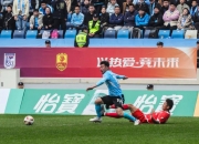 开云体育官网-越战越勇，英超球队战绩蒸蒸日上