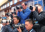 开云体育在线-肆意世界：新闻界的精彩瞬间