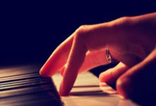 开云体育app-中国乒乓球队险胜波兰，马龙三分雨点燃全场激情