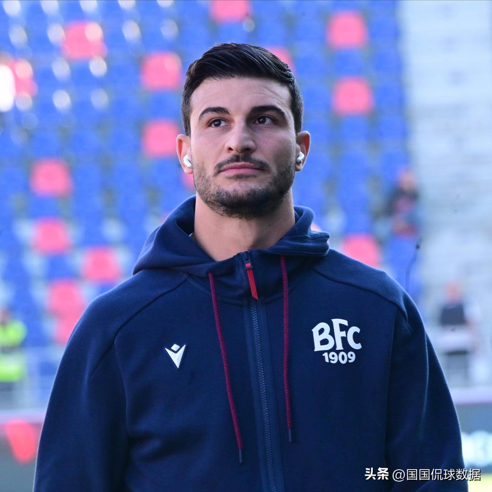 包含摩纳哥球员状态神勇,欲力压对手登顶的词条 包含摩纳哥球员状态神勇,欲力压对手登顶的词条