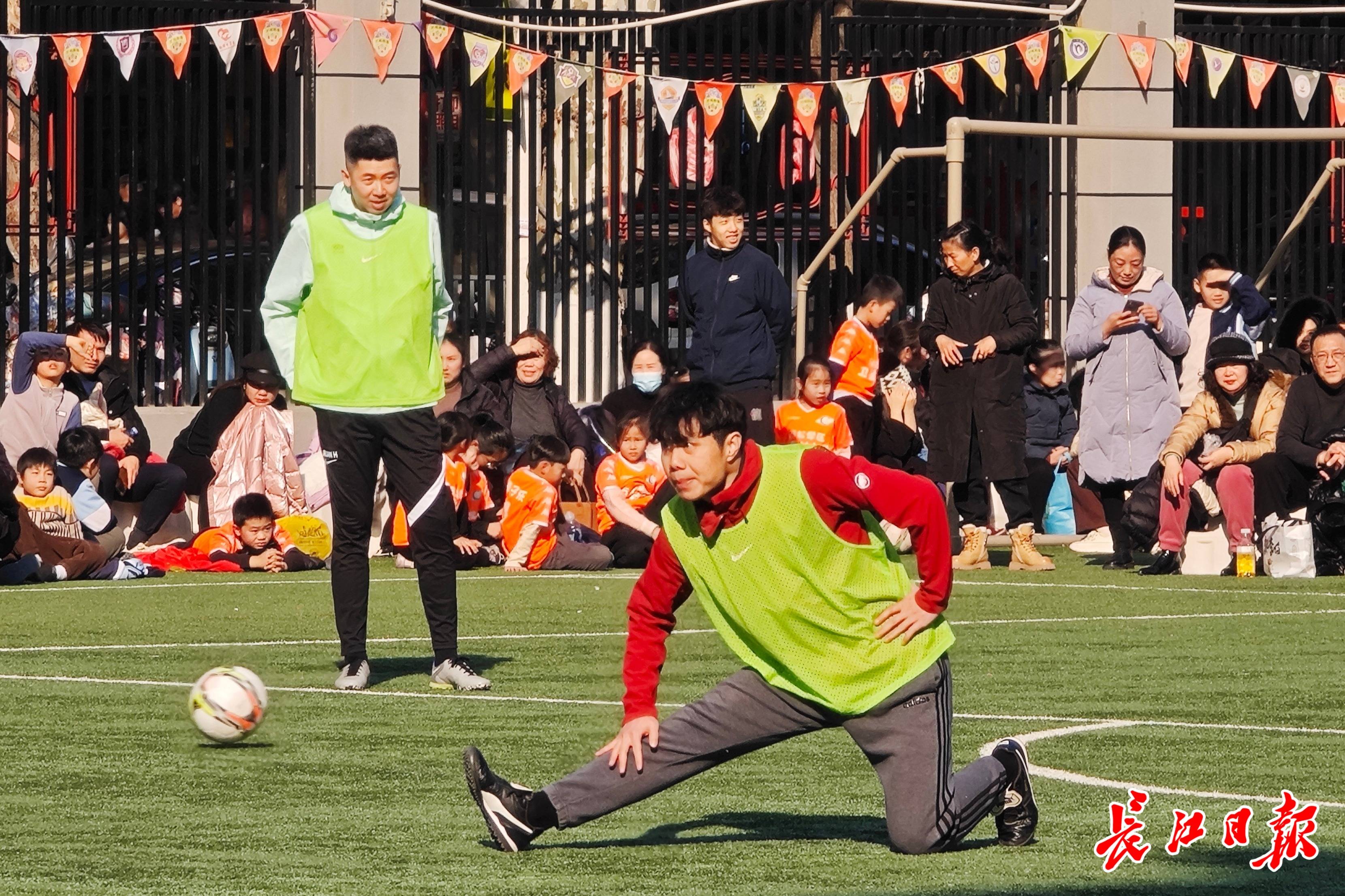 包含欧国联战火延烧:新晋实力赛场亮相,冠军之旅的词条 包含欧国联战火延烧:新晋实力赛场亮相,冠军之旅的词条