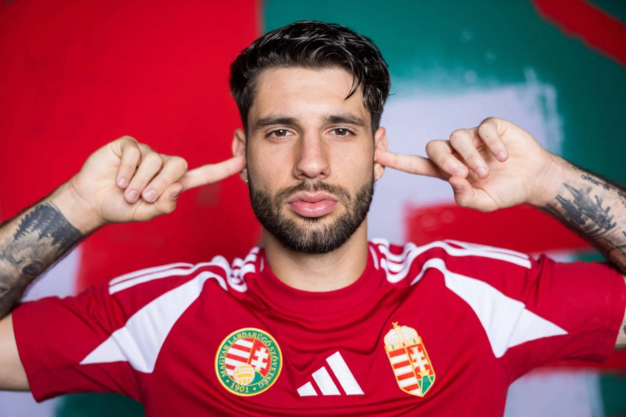 包含瑞士队迎战马耳他队,士气高昂备战的词条 包含瑞士队迎战马耳他队,士气高昂备战的词条