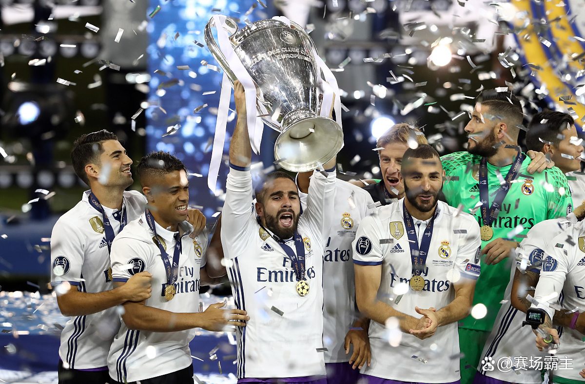 皇马强势跻身前列,称霸西甲赛场! 皇马强势跻身前列,称霸西甲赛场!