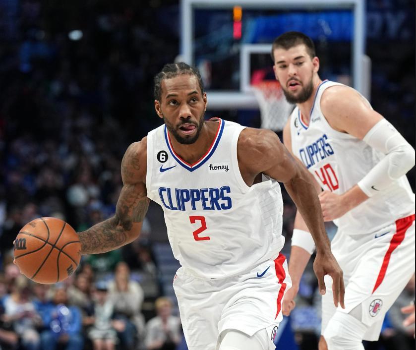 包含猛龙惨败湖人，伦纳德表现低迷的词条