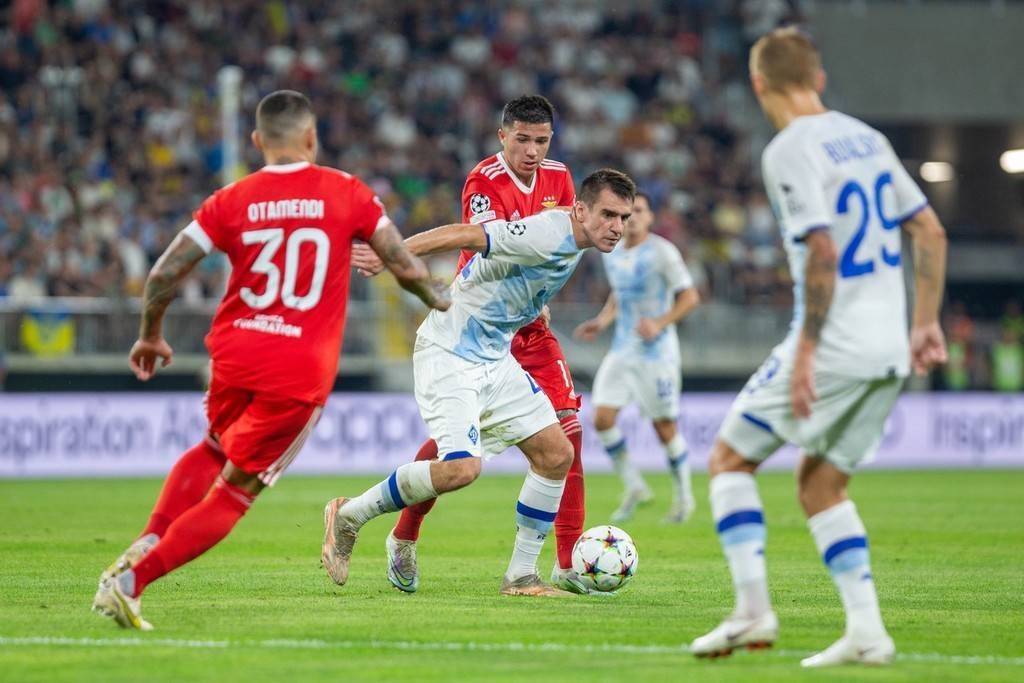 包含欧冠比赛中的激战和对抗让人见识到足球的魅力的词条 包含欧冠比赛中的激战和对抗让人见识到足球的魅力的词条