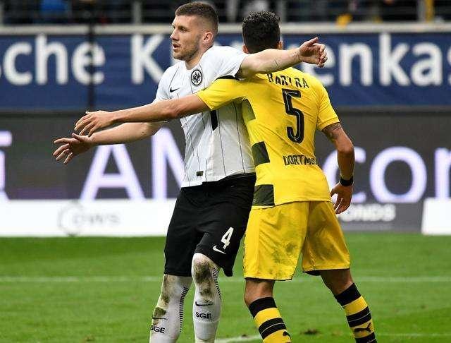 法兰克福艰难逼平对手,平局难求的简单介绍 法兰克福艰难逼平对手,平局难求的简单介绍