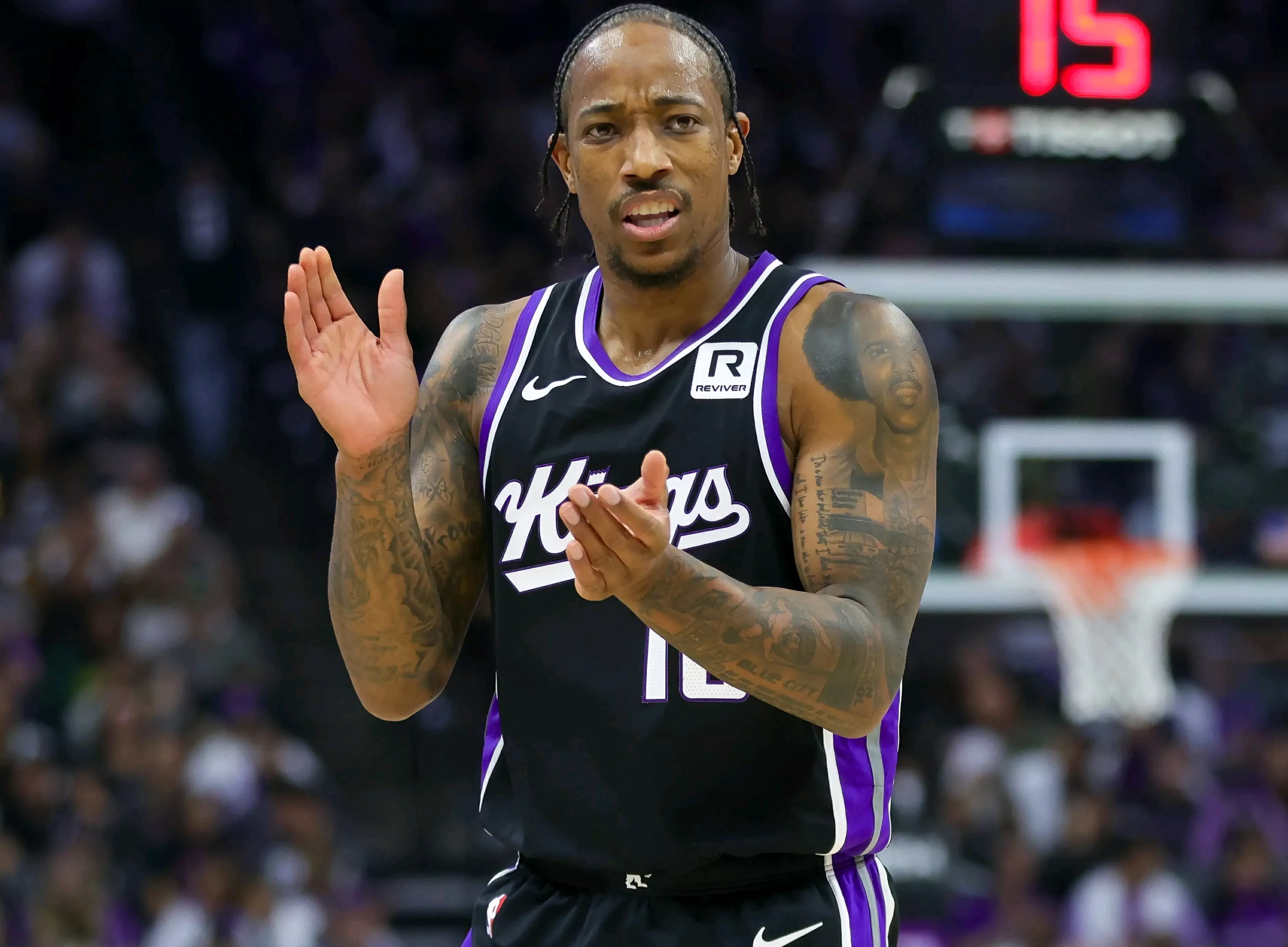 包含德罗赞砍下全队最高得分领衔胜利的词条 包含德罗赞砍下全队最高得分领衔胜利的词条