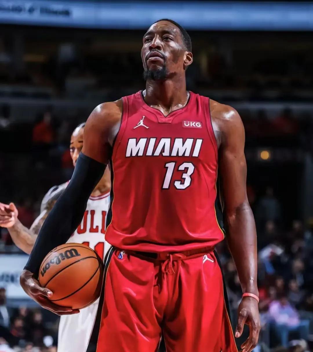 热火击败老鹰,客场取得胜利 热火击败老鹰,客场取得胜利