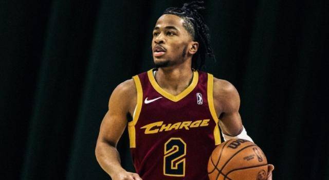 小球员的出色表现让球队备受期待 小球员的出色表现让球队备受期待