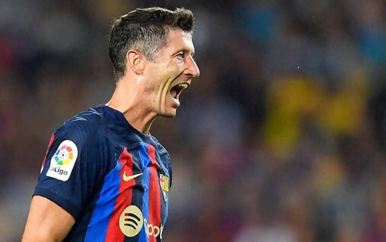 高尔夫赛事中巴萨战胜对手成功落败 高尔夫赛事中巴萨战胜对手成功落败