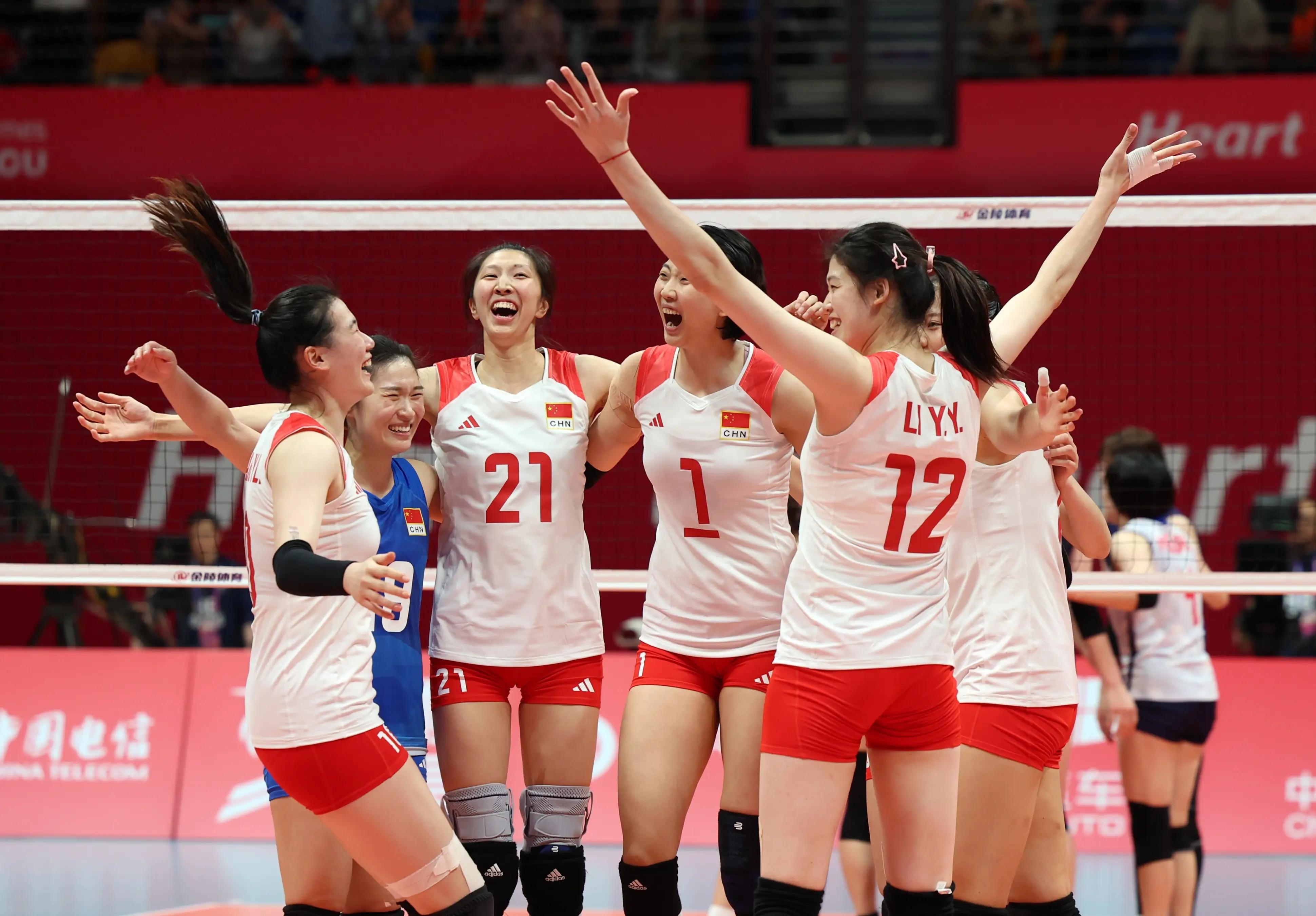 国家队迎来一场激烈的排球对决 国家队迎来一场激烈的排球对决