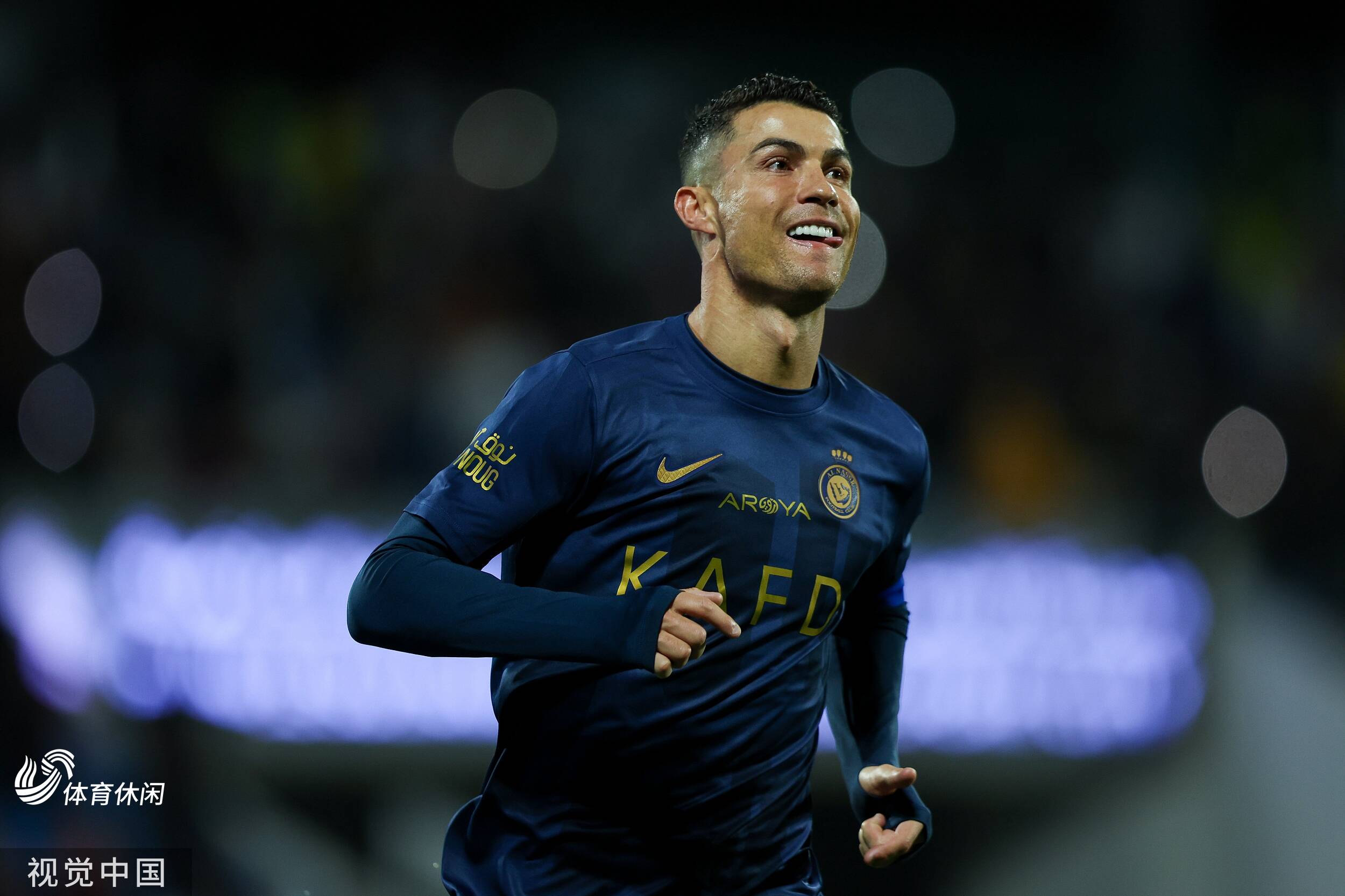 C罗复出全力以赴,尤文图斯豪取胜利 C罗复出全力以赴,尤文图斯豪取胜利