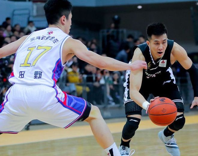 天津队紧咬对手,争夺晋级资格的简单介绍 天津队紧咬对手,争夺晋级资格的简单介绍