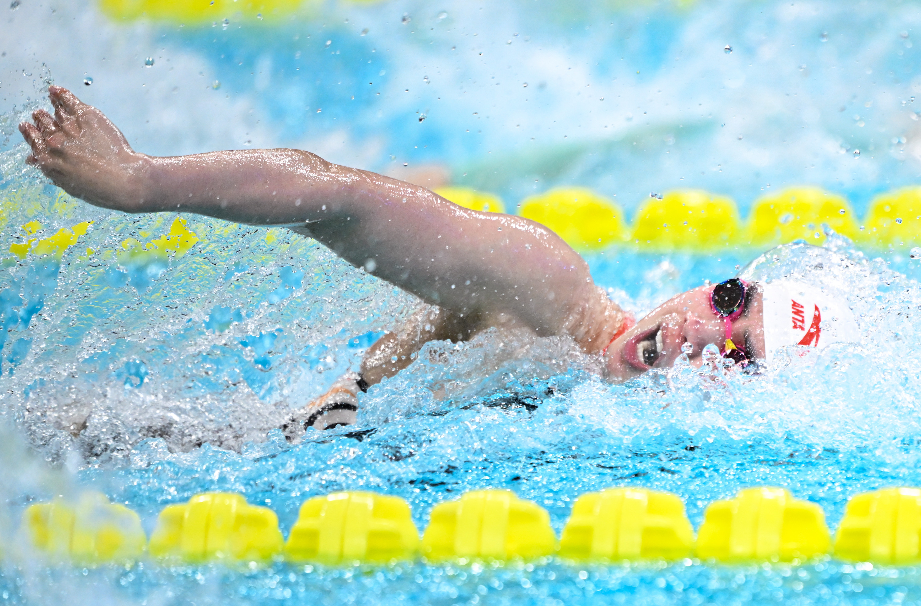 中国游泳选手在自由泳比赛中夺冠 中国游泳选手在自由泳比赛中夺冠