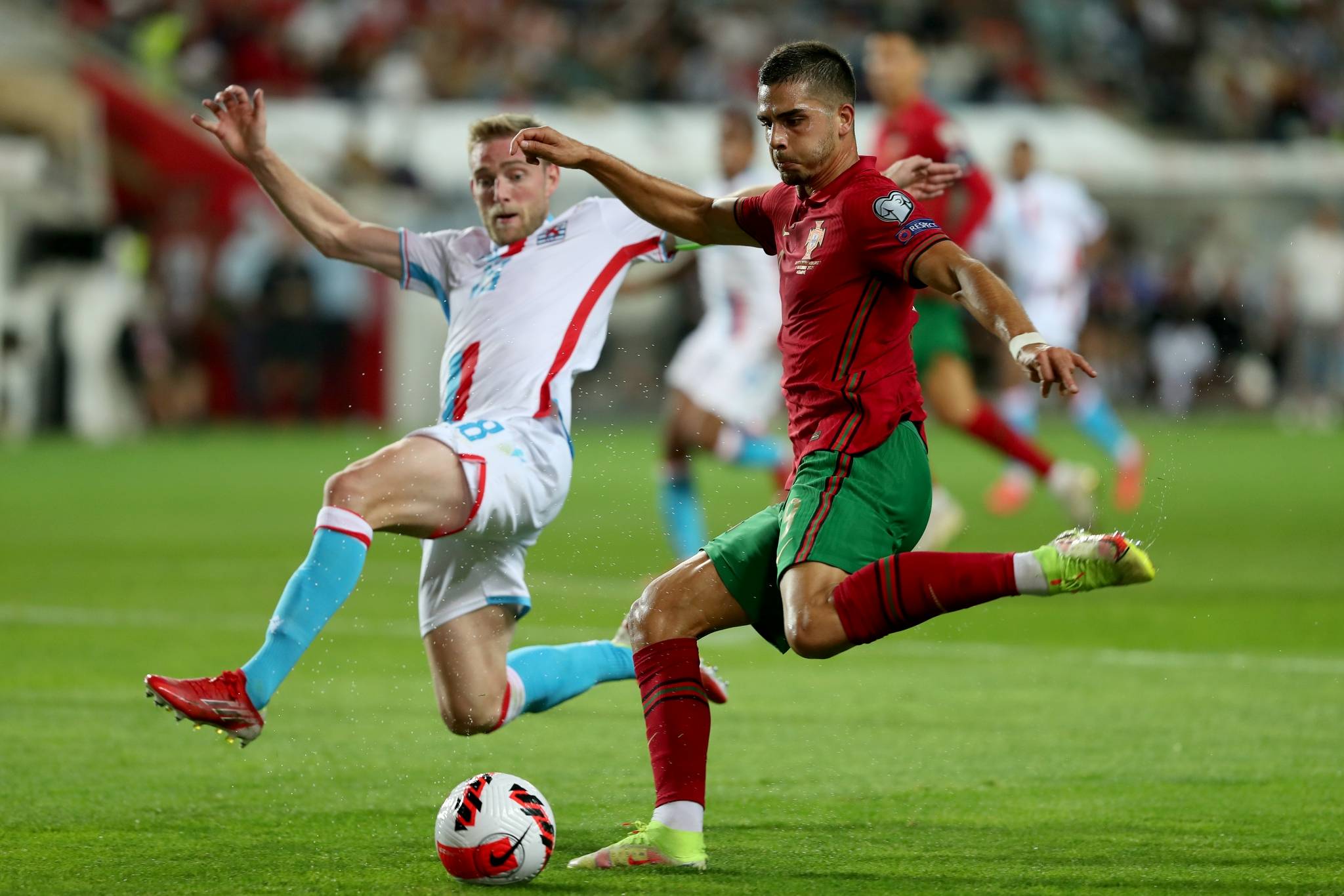 斯洛伐克队击败苏格兰,取得胜利 斯洛伐克队击败苏格兰,取得胜利