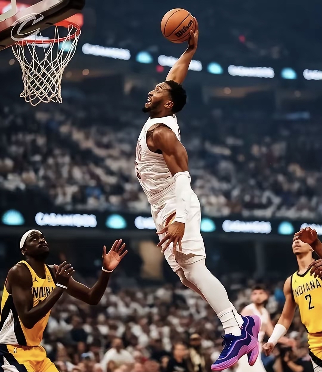 米切尔坚韧不拔,率球队战胜强敌的简单介绍 米切尔坚韧不拔,率球队战胜强敌的简单介绍