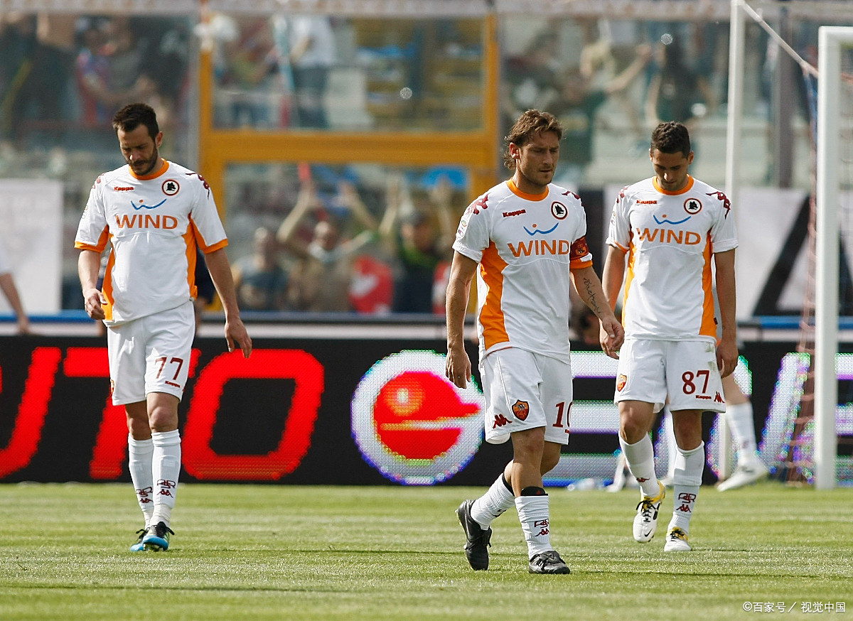 关于足球传媒对球队表现进行深入剖析,探讨优缺点的信息 关于足球传媒对球队表现进行深入剖析,探讨优缺点的信息