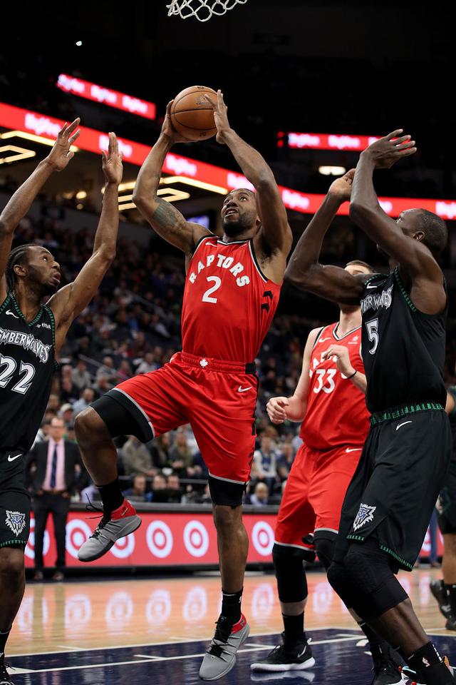 猛龙全队发挥出色,轻松赢得比赛 猛龙全队发挥出色,轻松赢得比赛