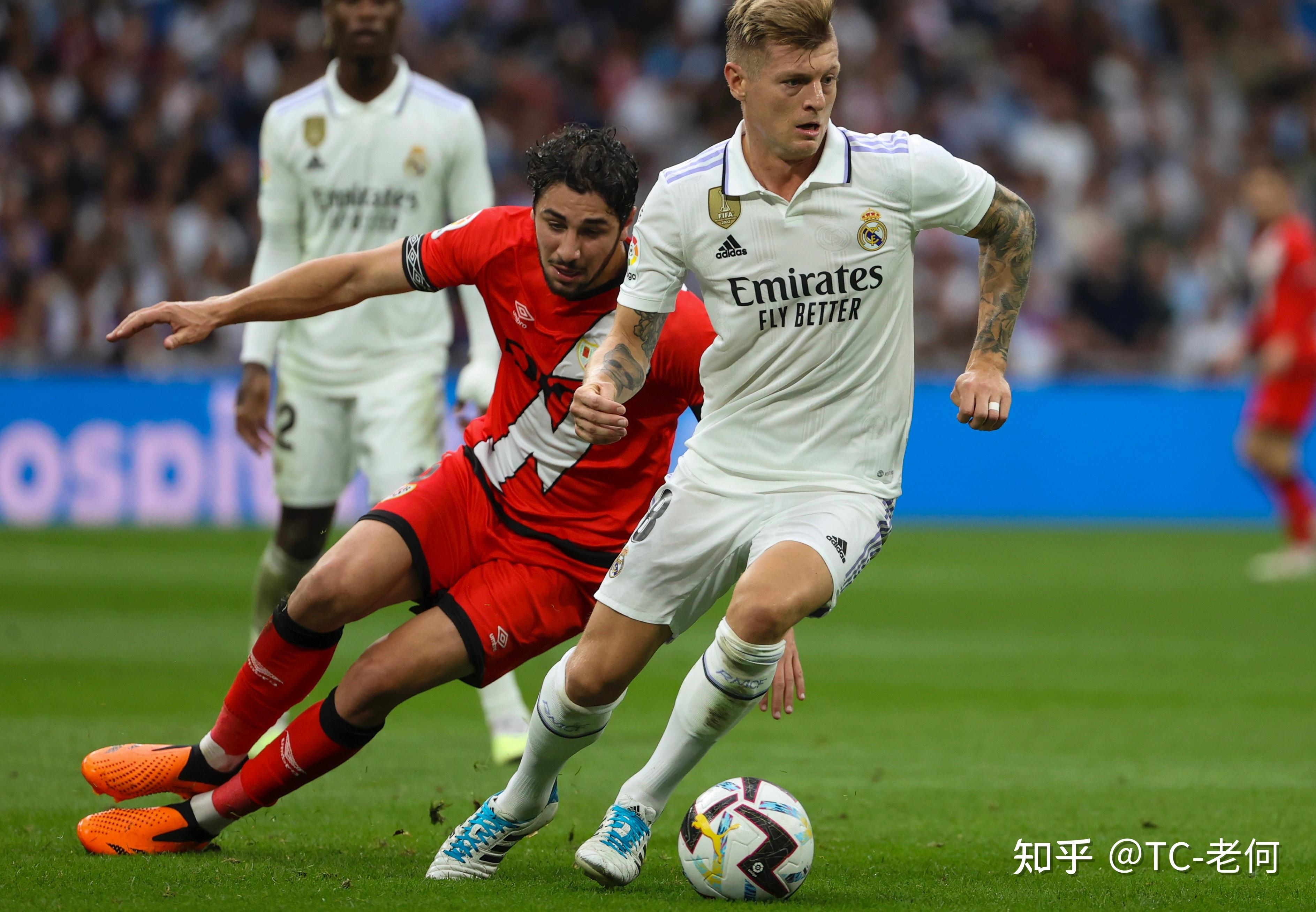 多特蒙德险胜切尔西,马丁内利刷新纪录的简单介绍 多特蒙德险胜切尔西,马丁内利刷新纪录的简单介绍